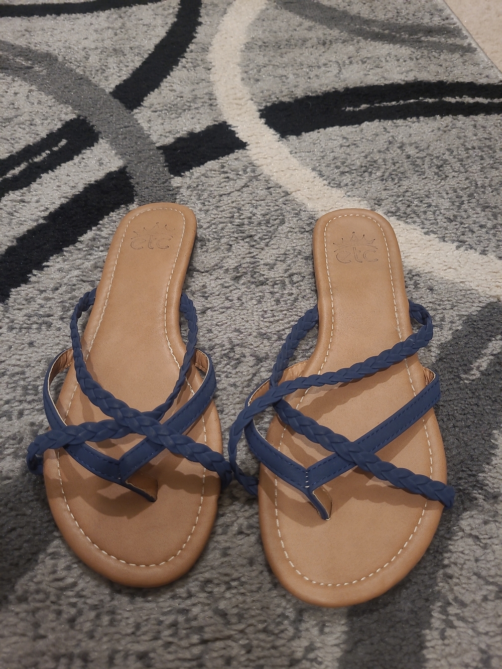 ETC Women's Strappy Braided Criss-Cross Thong-Toe Flip-Flop Sandal 9